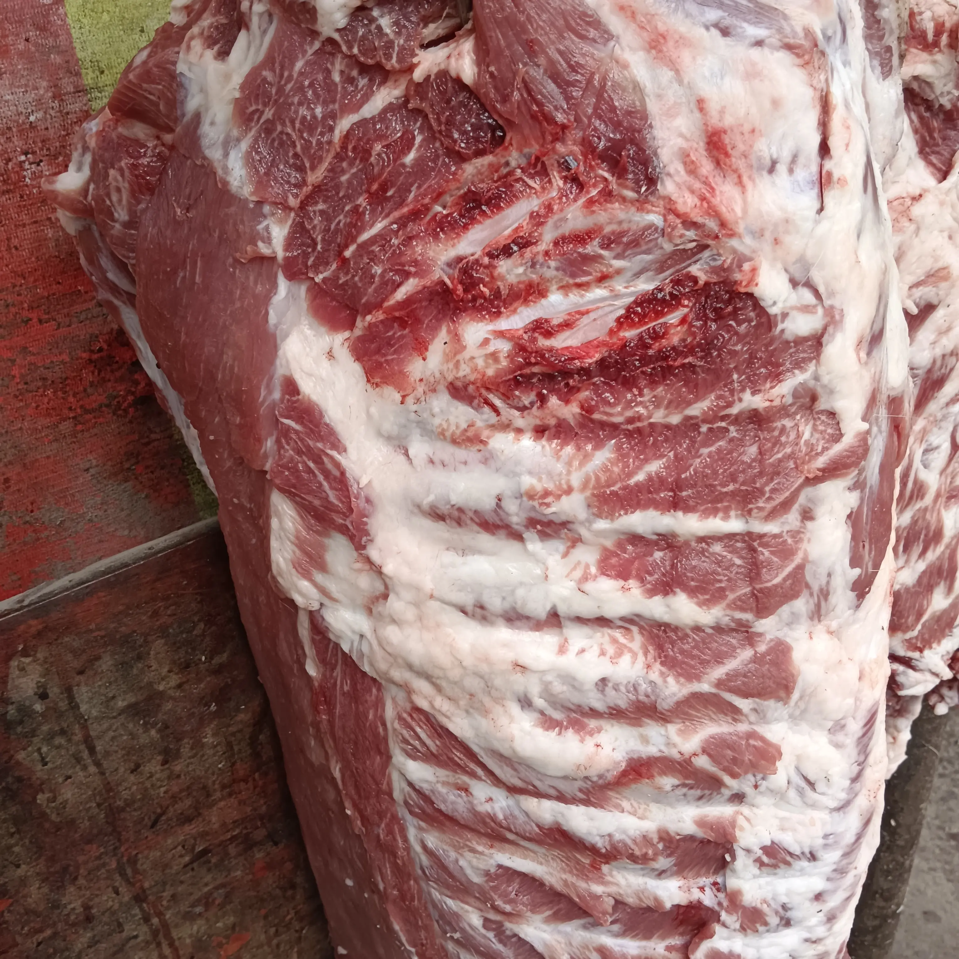 农家散养土猪排骨前排带脆骨和脊骨新鲜包邮