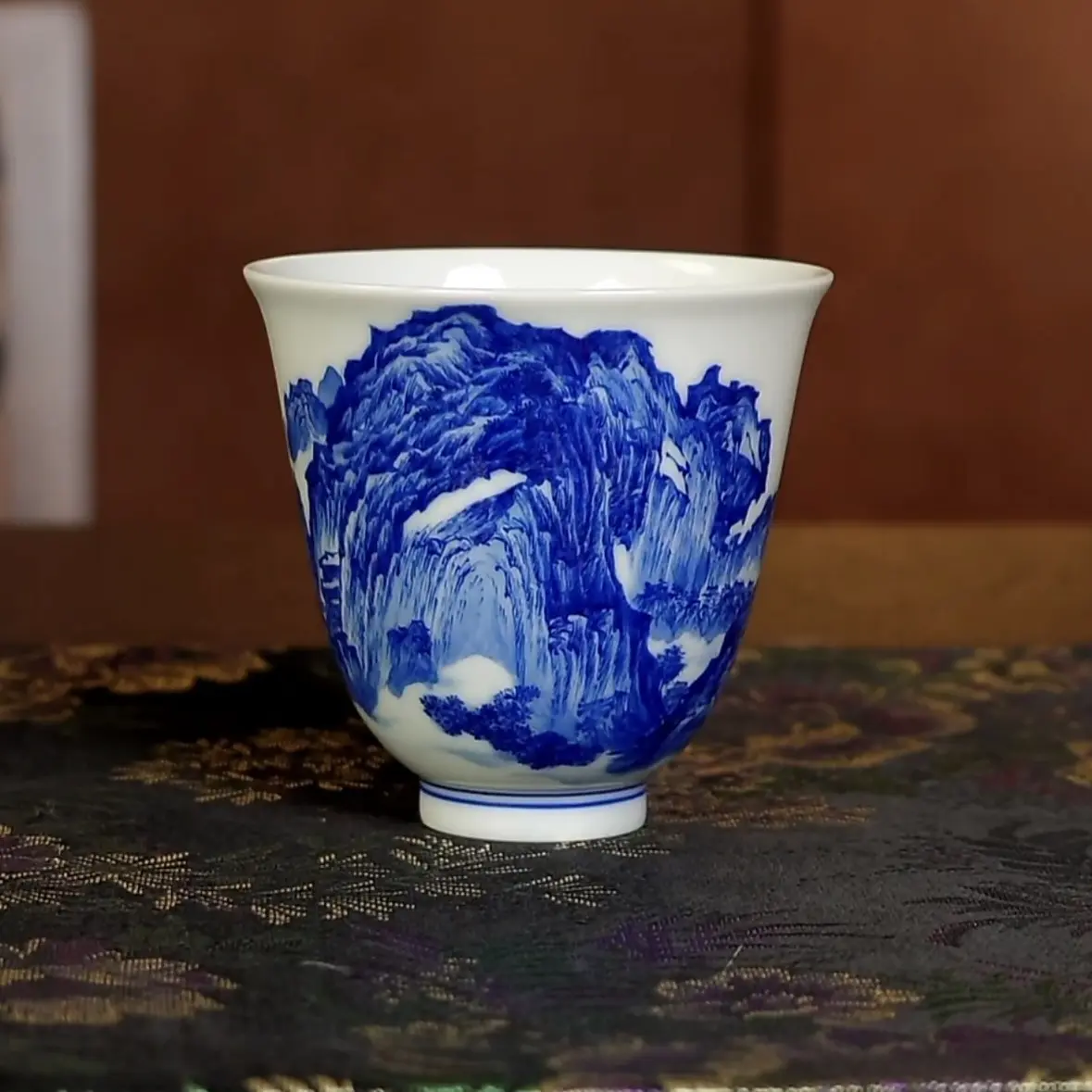 寻山晓竹 关山行旅图杯