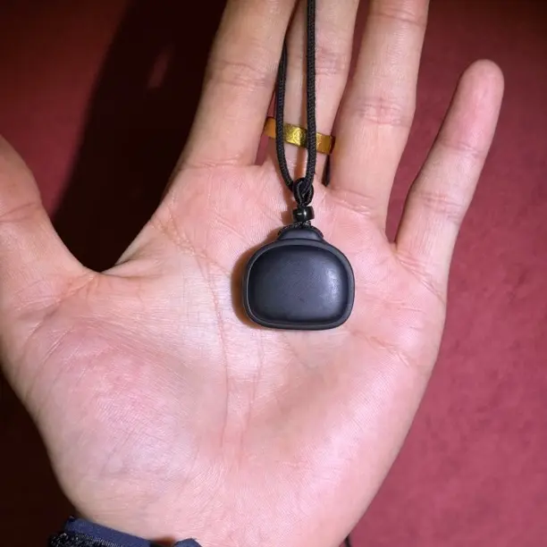 天然和田玉黑青（包你喜欢）拍一发一多样性发货