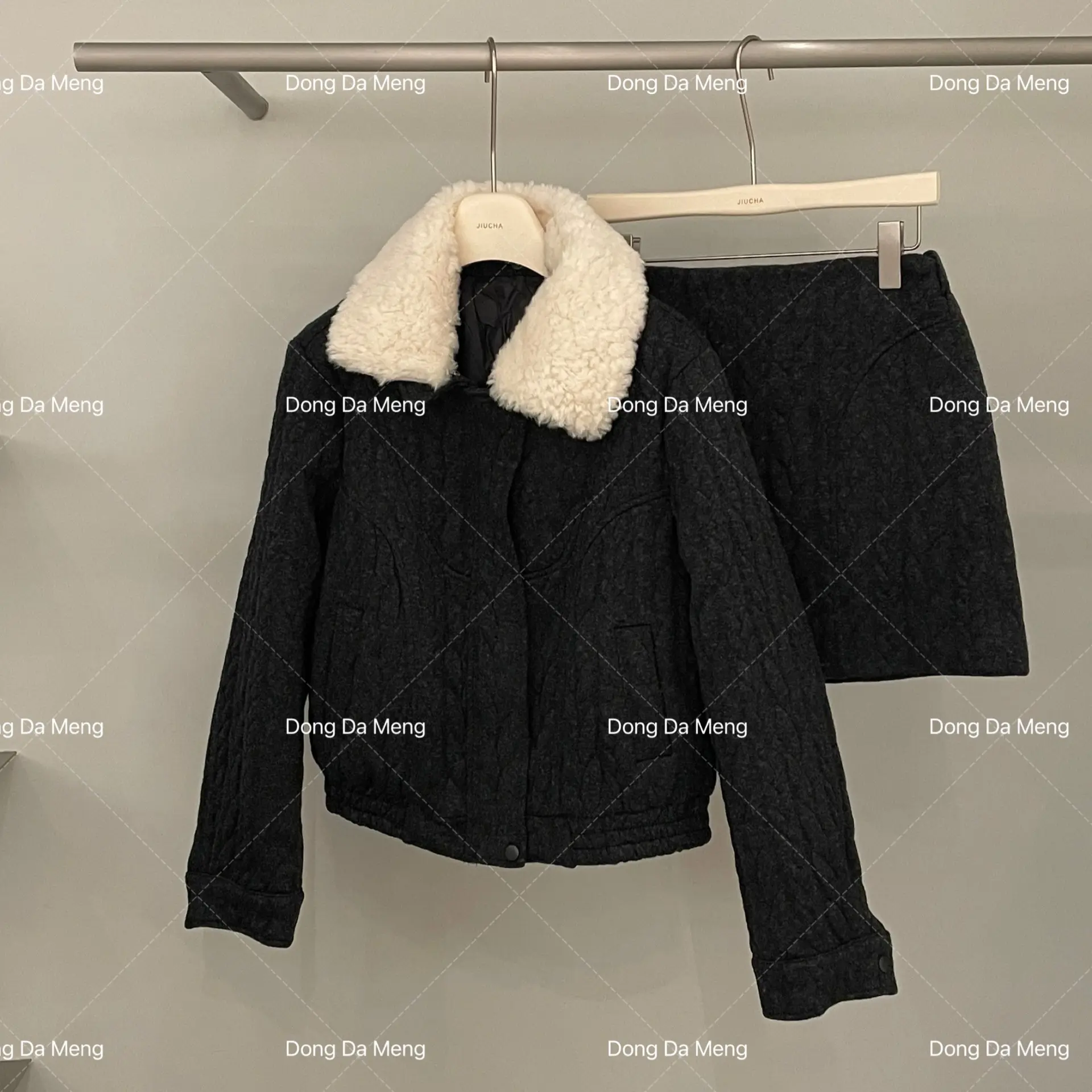 643韩系小众设计感菱格棉外套➕半身裙宽松显瘦套装(会起球)