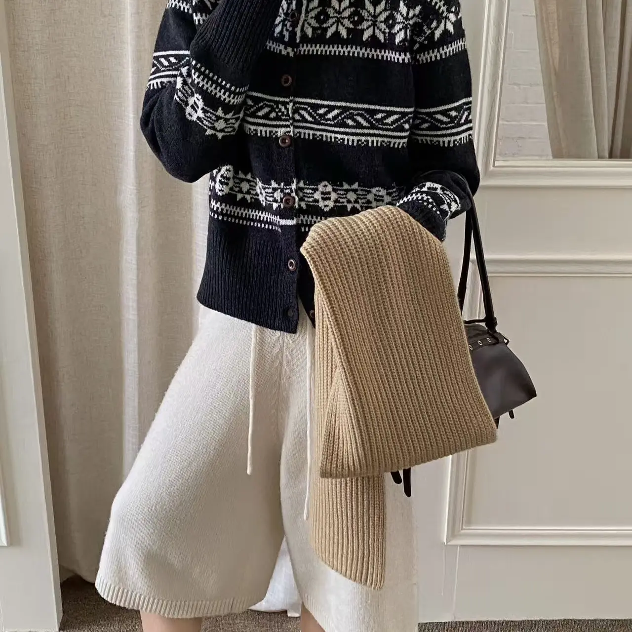 秋冬新款韩系复古提花宽松显瘦针织开衫女外套