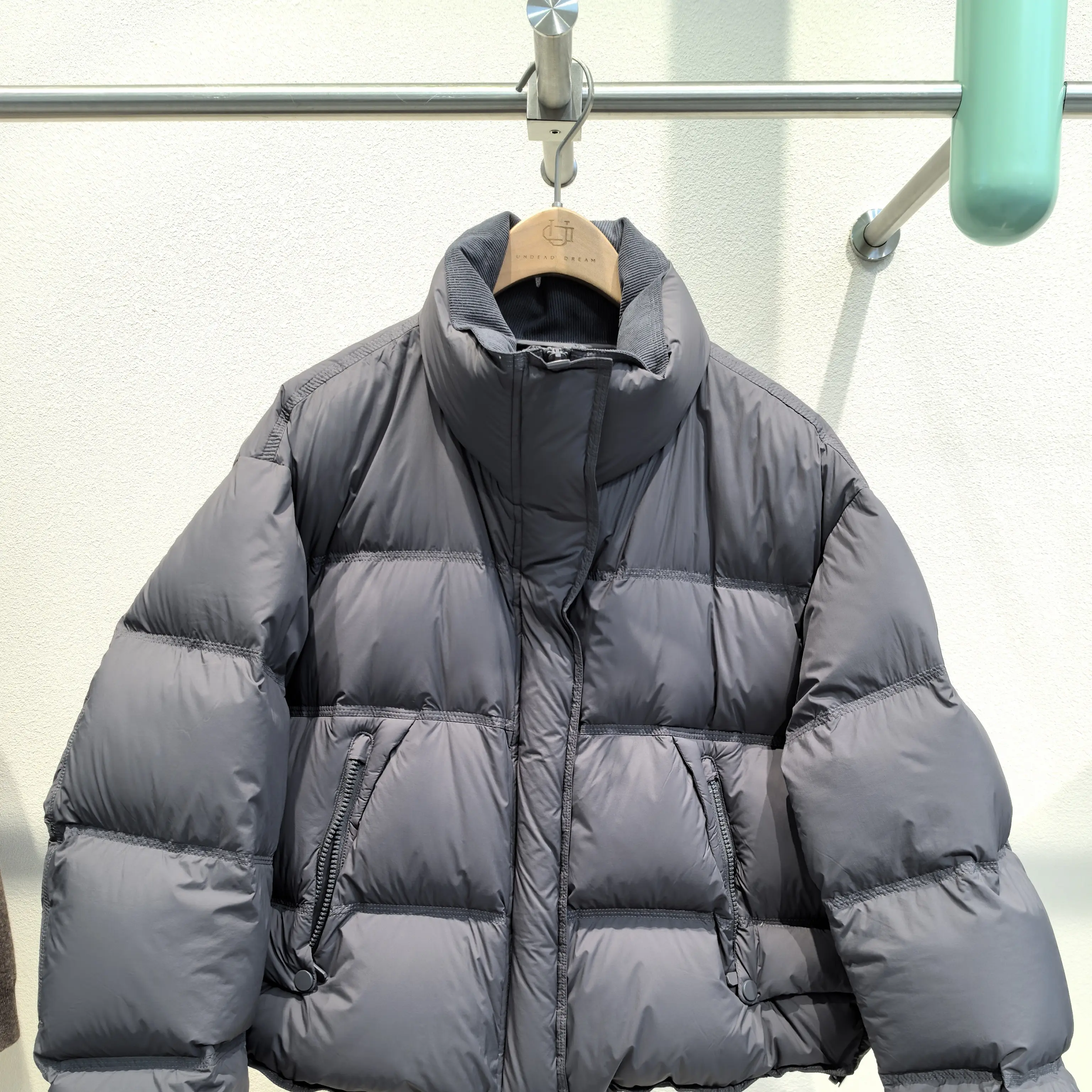 【石河子柚丁章那汀】短款立领加厚时尚百搭羽绒服9A53Y29854