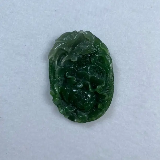 和田玉碧玉菠菜绿白加绿喜上眉梢挂件双面