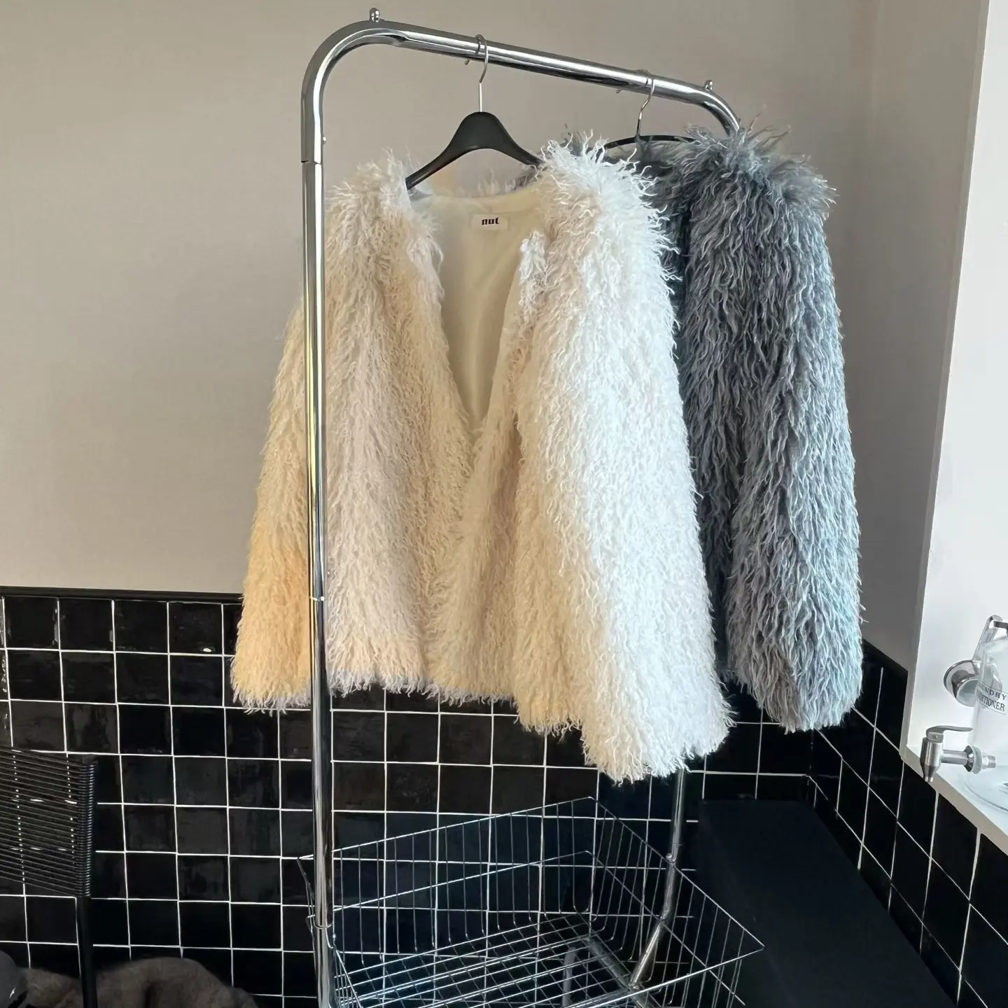 【韵韵在韩】韩国正品代购 东大门卷毛加厚外套1120 NO退NO换