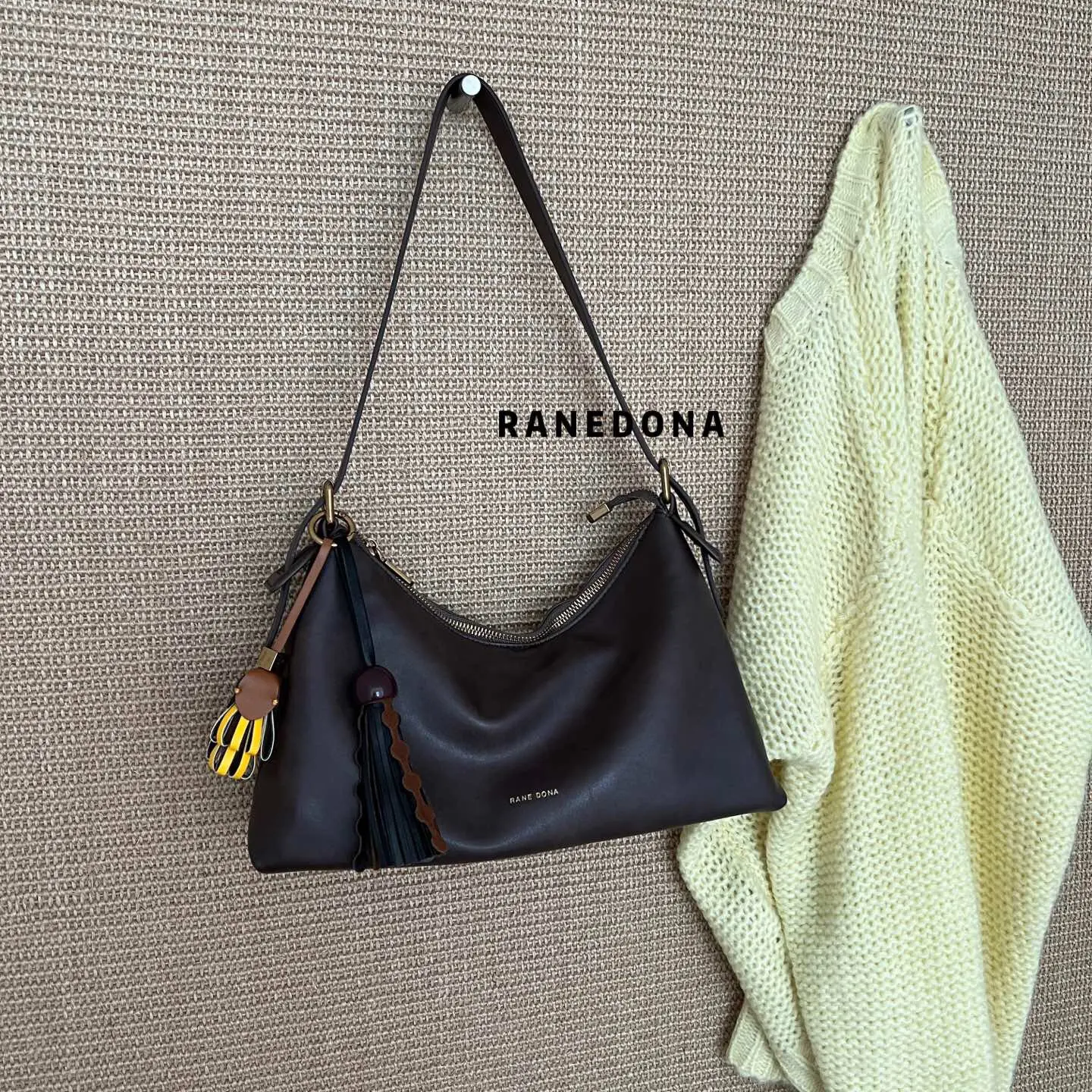 轻奢时尚百搭新款女士单肩斜挎腋下包法棍包小众尺寸31/20/9