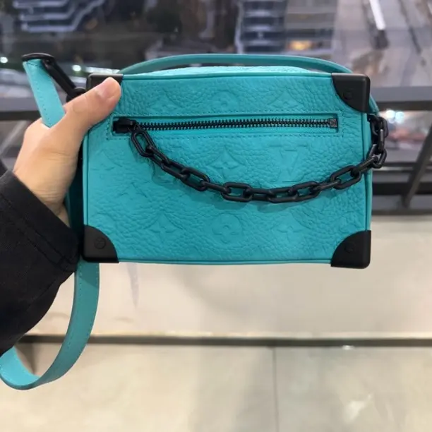 99新 LouisVuitton/路易威登 闲置.蒂芙尼蓝trunk男士斜挎包cl