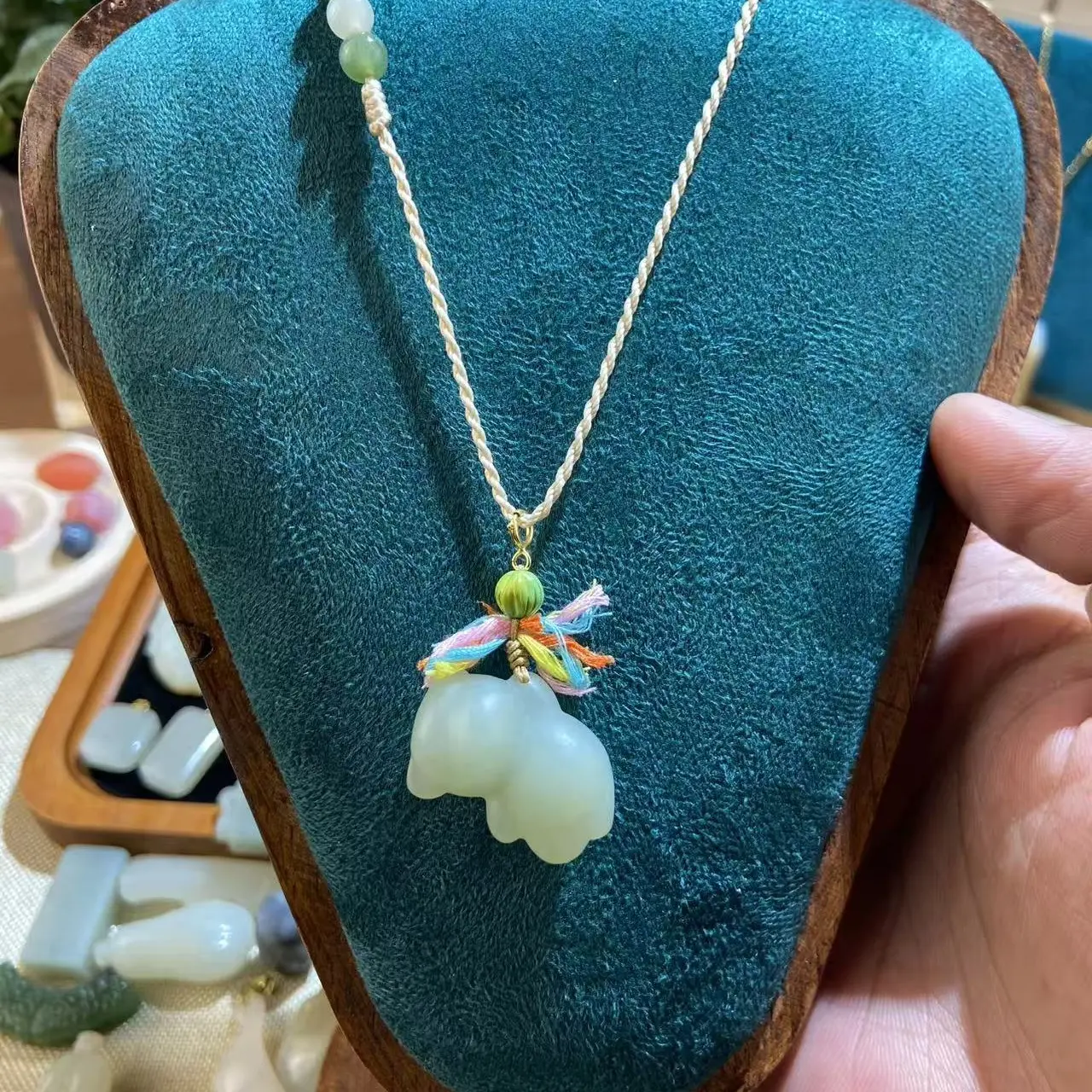 和田玉生肖马吊坠男女通用本命年饰品