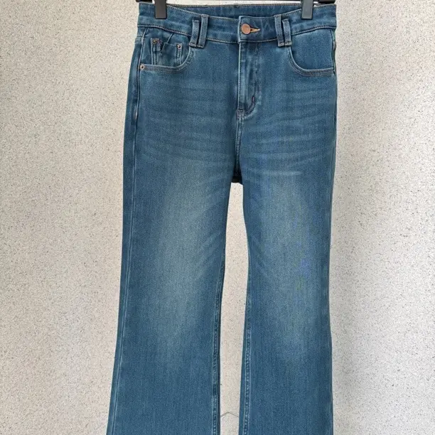 女秋冬高腰水洗宽松显瘦牛仔裤莫兰迪绿长裤直筒喇叭百搭