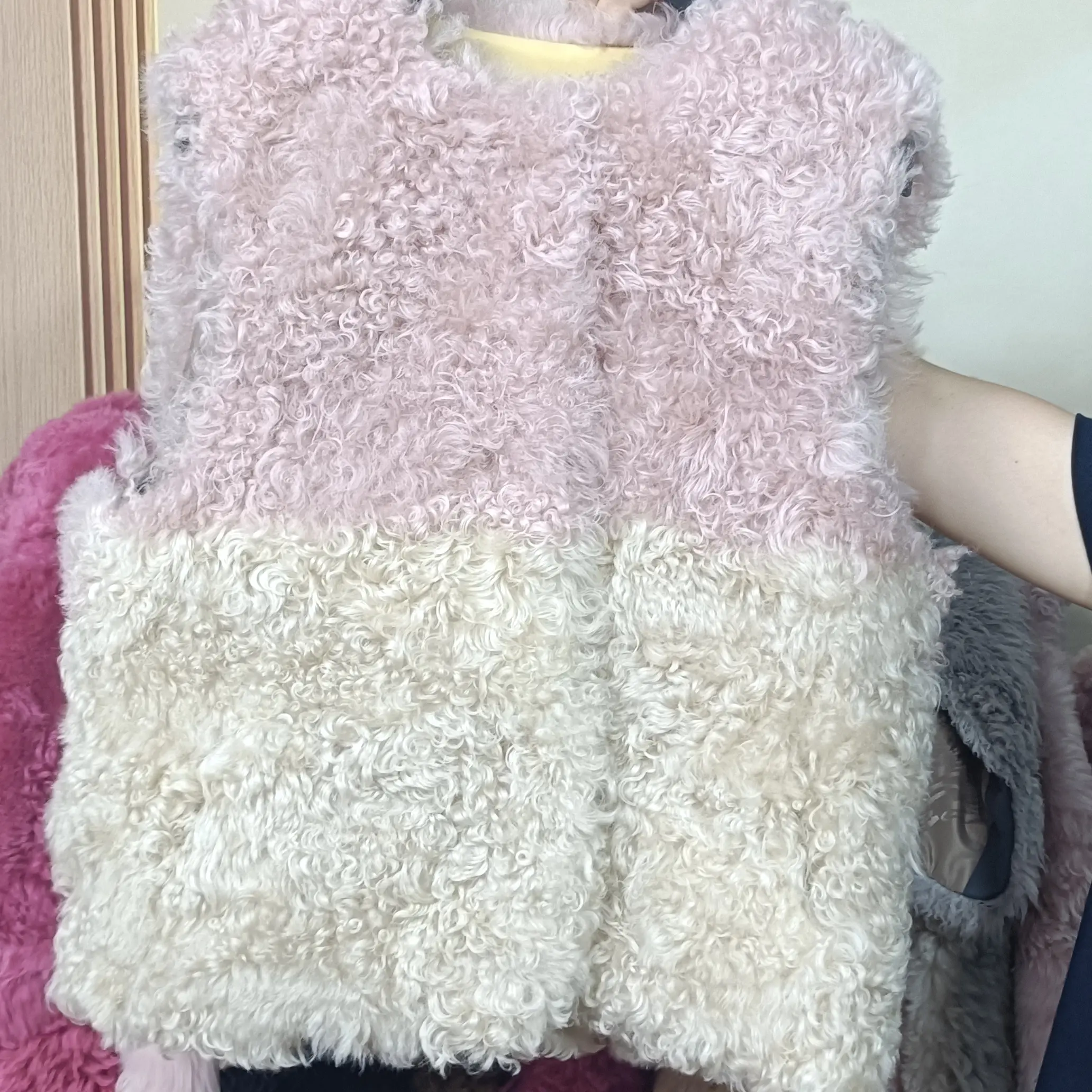 女款皮毛一体马夹！洋气时尚毛绒马夹加厚百搭秋冬