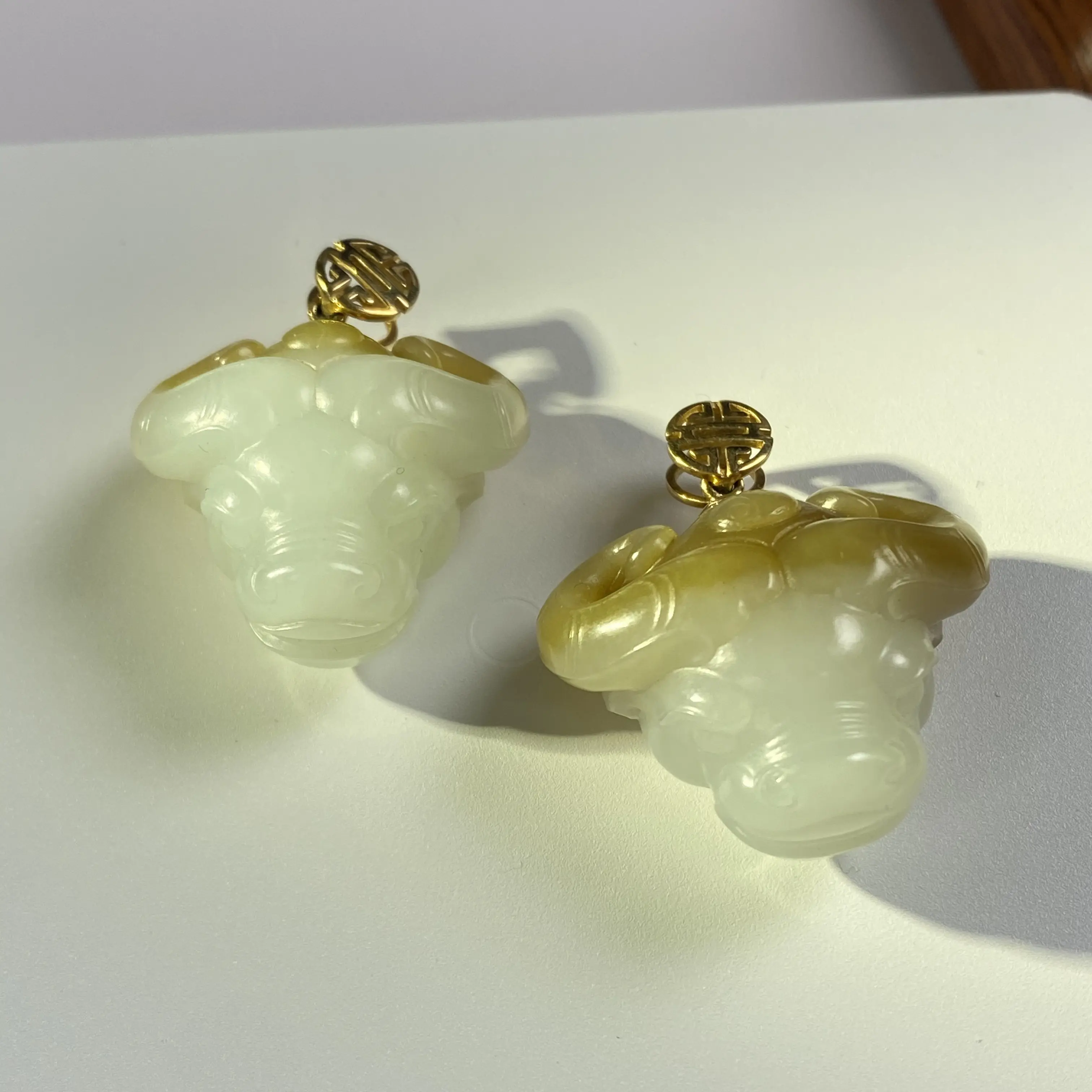 和田玉一线红糖精工扭转乾坤高端吊坠一对【新人福利谢绝议价感谢】