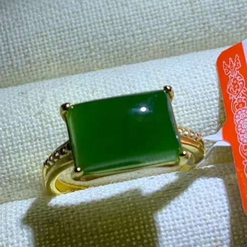 【六六和田玉】天然碧玉戒指：A236