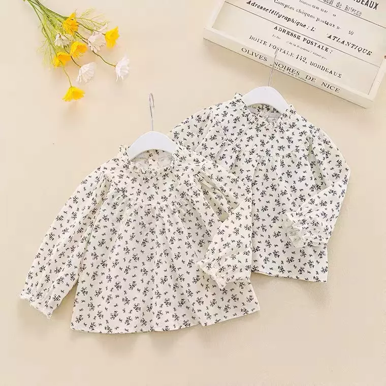 碎花花边领上衣韩版