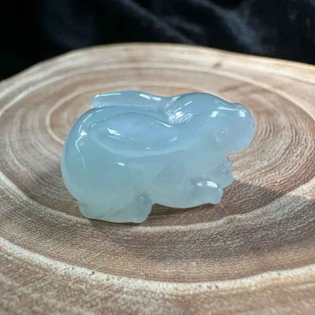翡翠冰种冰胶白月光可爱兔子