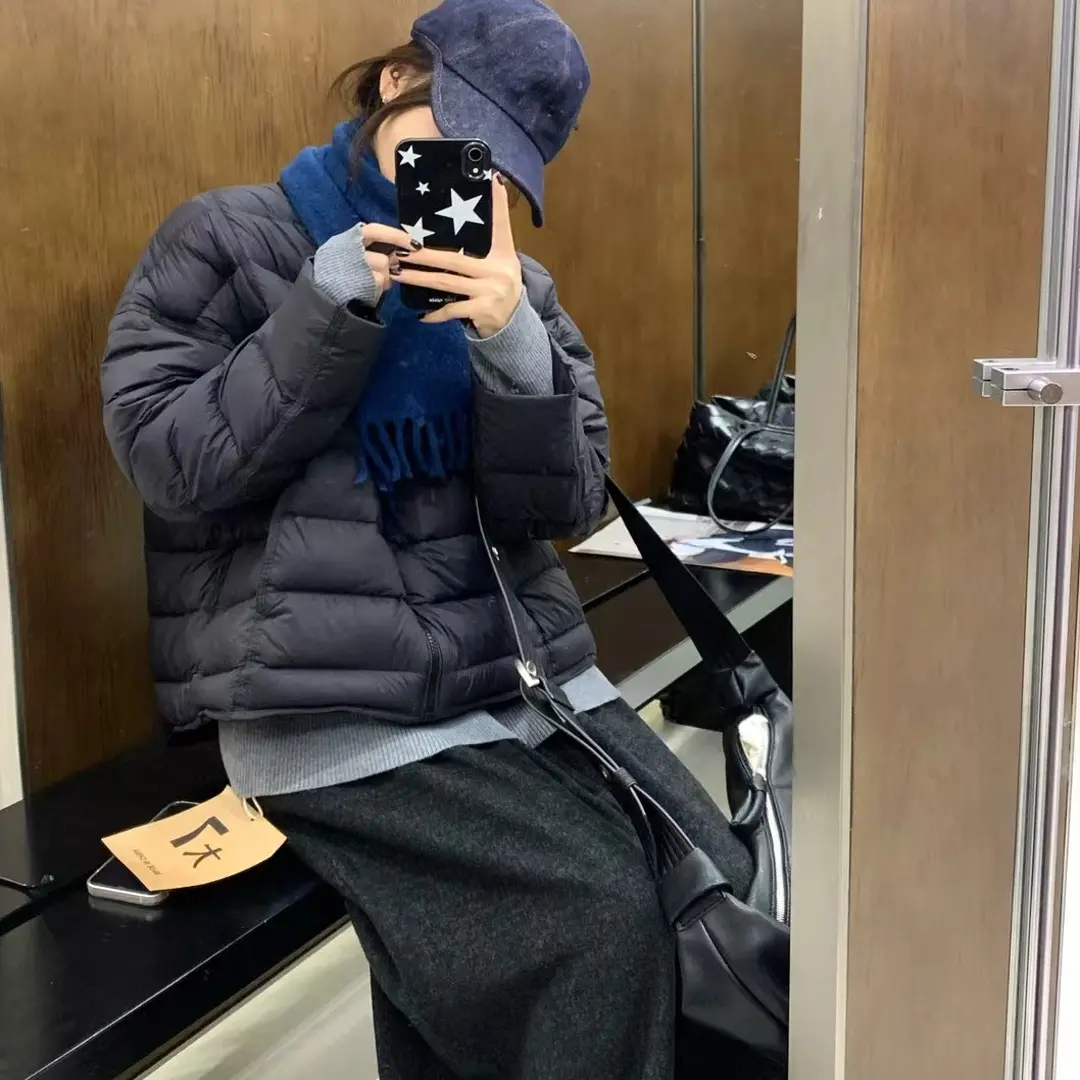 短款圆领纯色拉链常规长袖休闲轻薄女款连帽