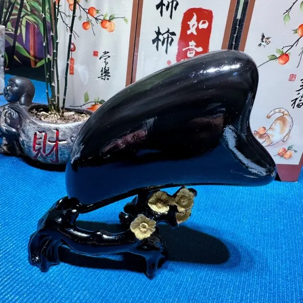 黑水牛纯天然黑水牛角面部全身通用经络按摩刮痧板刮脸工具按摩器