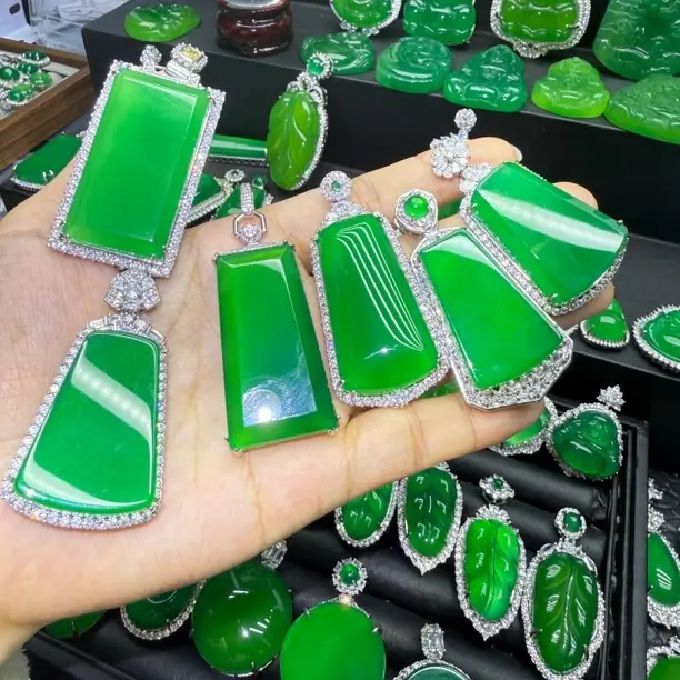 天然玉髓毛衣链项链专拍链接