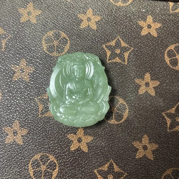 天然和田玉观音菩萨吊坠平安玉牌