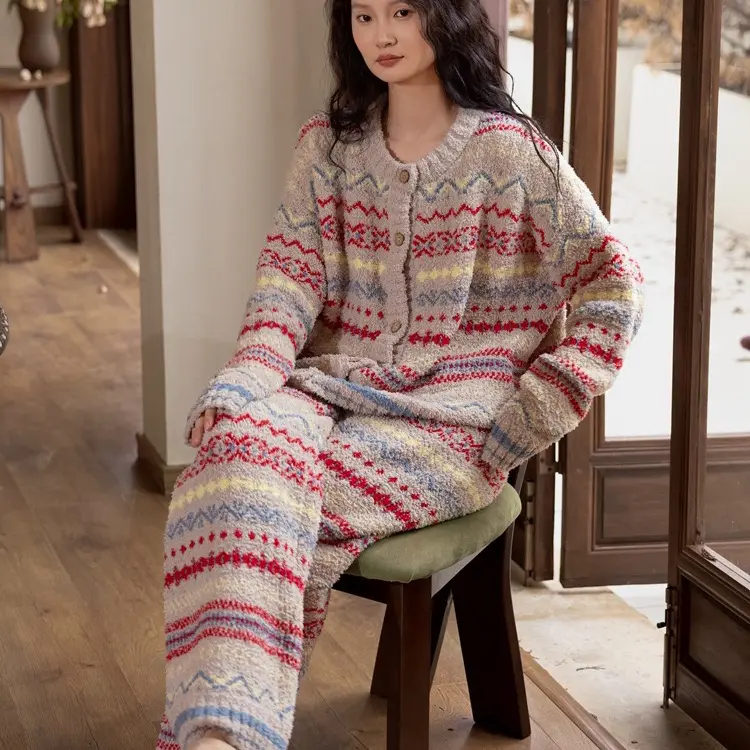 族玛士冬季新款加厚半边绒女士保暖可外穿家居服套装