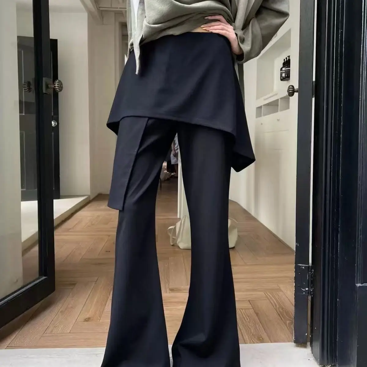 高腰松紧屁帘微喇女裤显瘦休闲时尚百搭