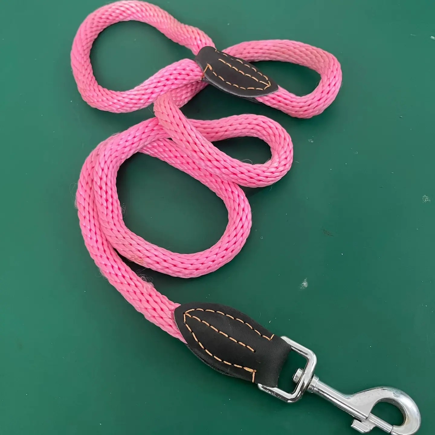 缝皮设计狗狗尼龙牵引绳中大型犬适用遛狗好帮手
