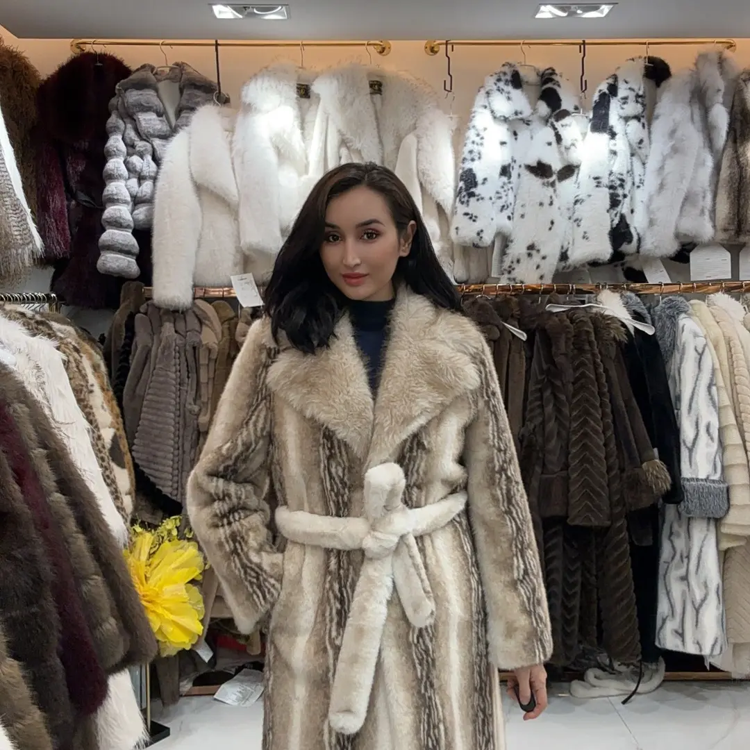 人造皮草 西装领长款束腰时尚花纹环保皮草