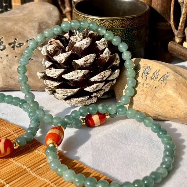 热款爆卖经典百搭款蓝水翡翠手串未镶嵌(多样性发货只发一件)