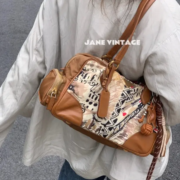 95新 Prada/普拉达 Prada涂鸦尼龙机车包
