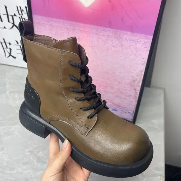 头层牛皮女士短款马丁靴8956