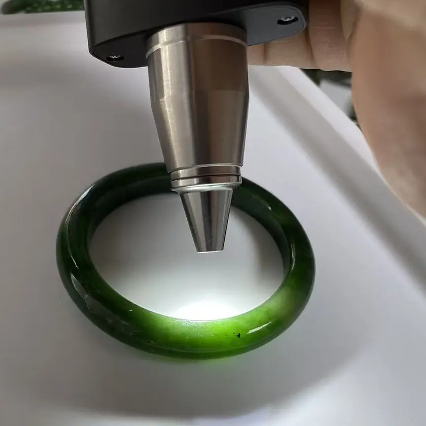 和田玉俄碧假一赔十高冰