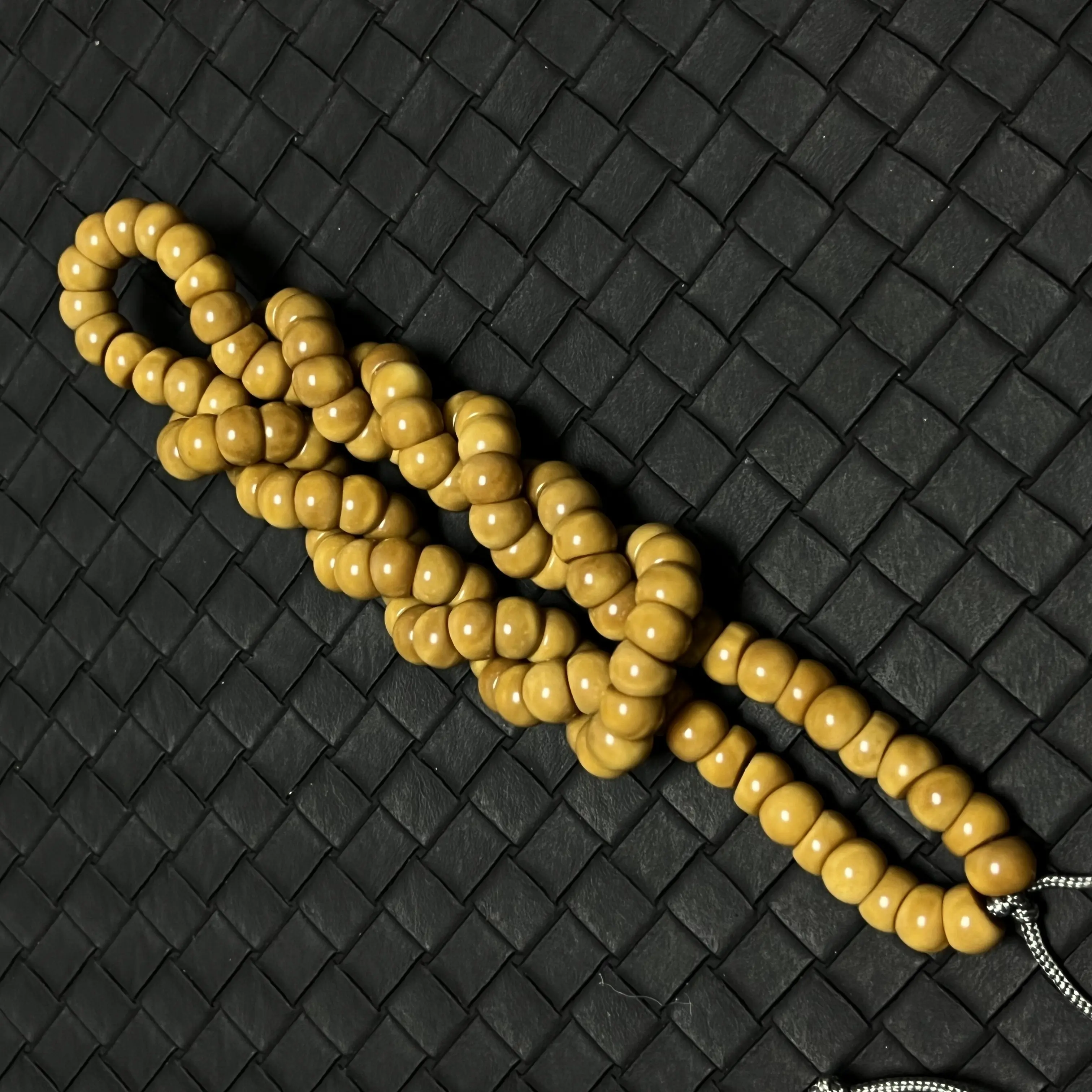 龙脊菩提老料原生态蒜瓣大肠108手持高油高密手串