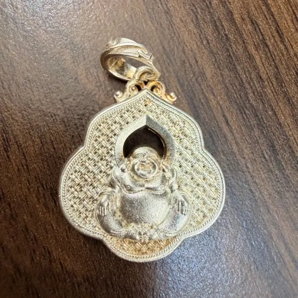 足银银制品 足银999 弥勒佛花丝镂空椭圆亮面11.5g