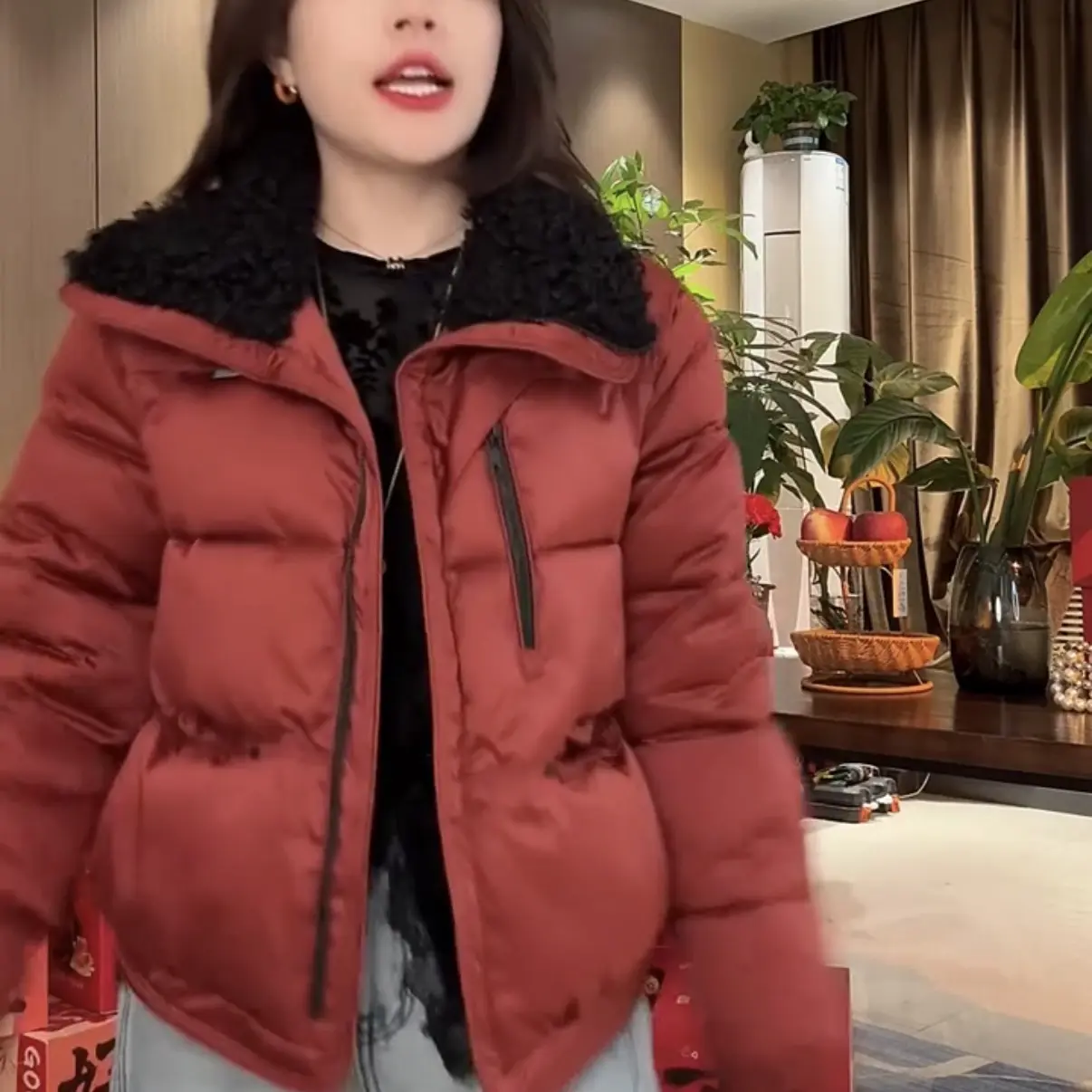 冬季新款拼接毛领加厚短款宽松百搭显瘦保暖棉服外套网红红色黑色