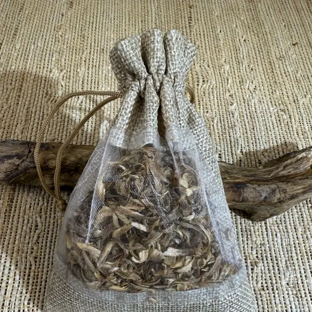 海南棋楠虫漏车载卧室两用持久留香香料