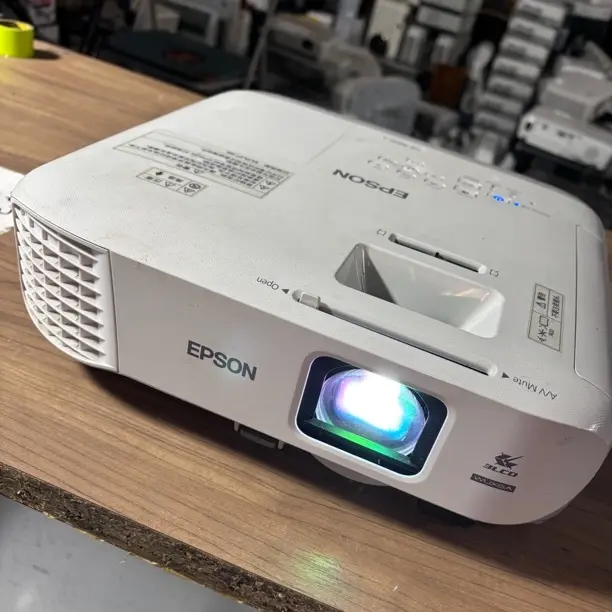 二手 爱普生990u 高清投影仪 运费自理