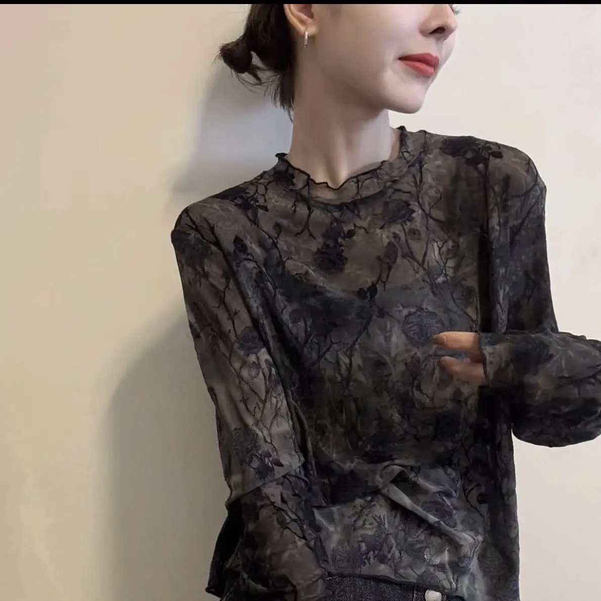 「全额运费补贴」黑色玫瑰性感长袖圆领宽松百搭时尚洋气针织衫