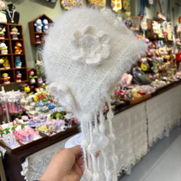 手工编织秋冬毛线护耳帽成人显脸小包头帽