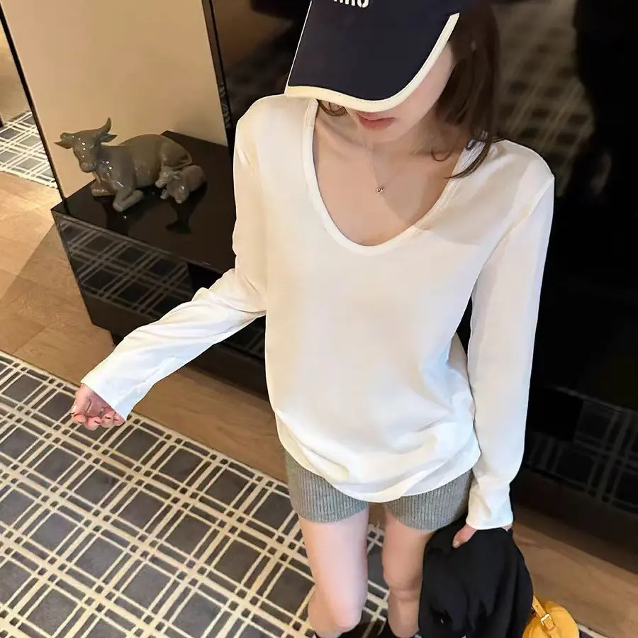 慵懒风V领长袖T恤女宽松显瘦纯色内搭打底衫上衣