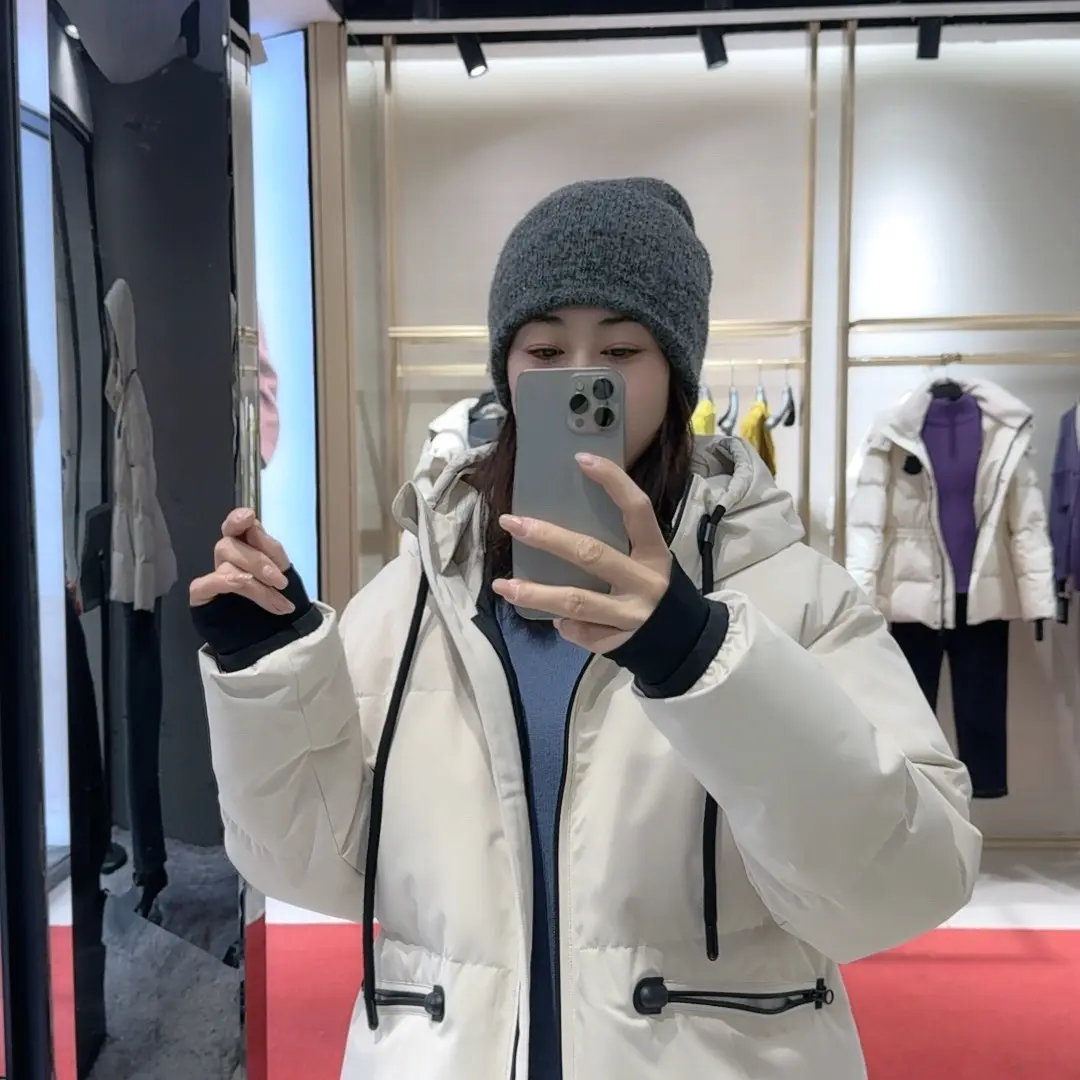 白鸭绒时尚百搭保暖防风冬季羽绒外套
