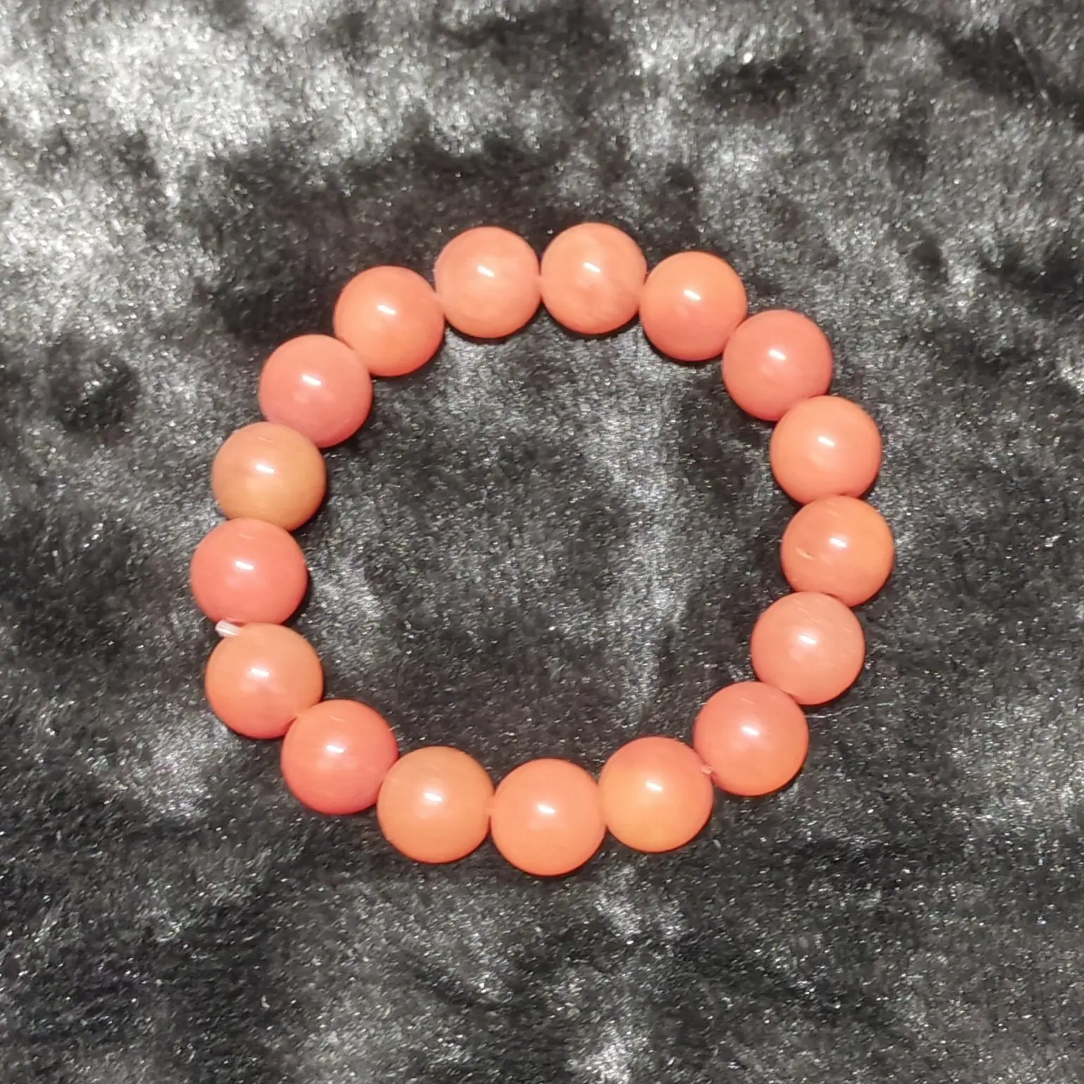 天然新疆金丝玉1.2红色手串