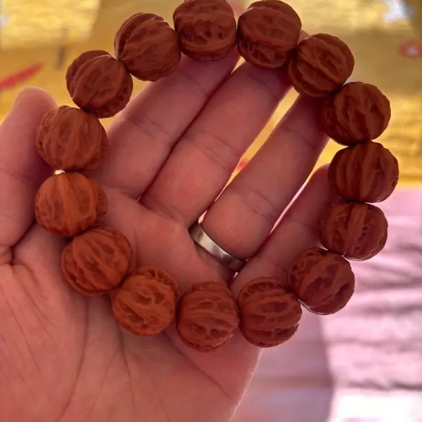 京八棱文玩核桃手持可盘玩收藏精品