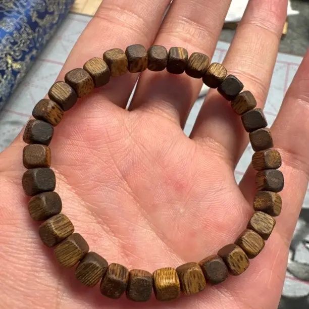 沉香沉香方糖珠单圈手串海南沉香绿奇楠