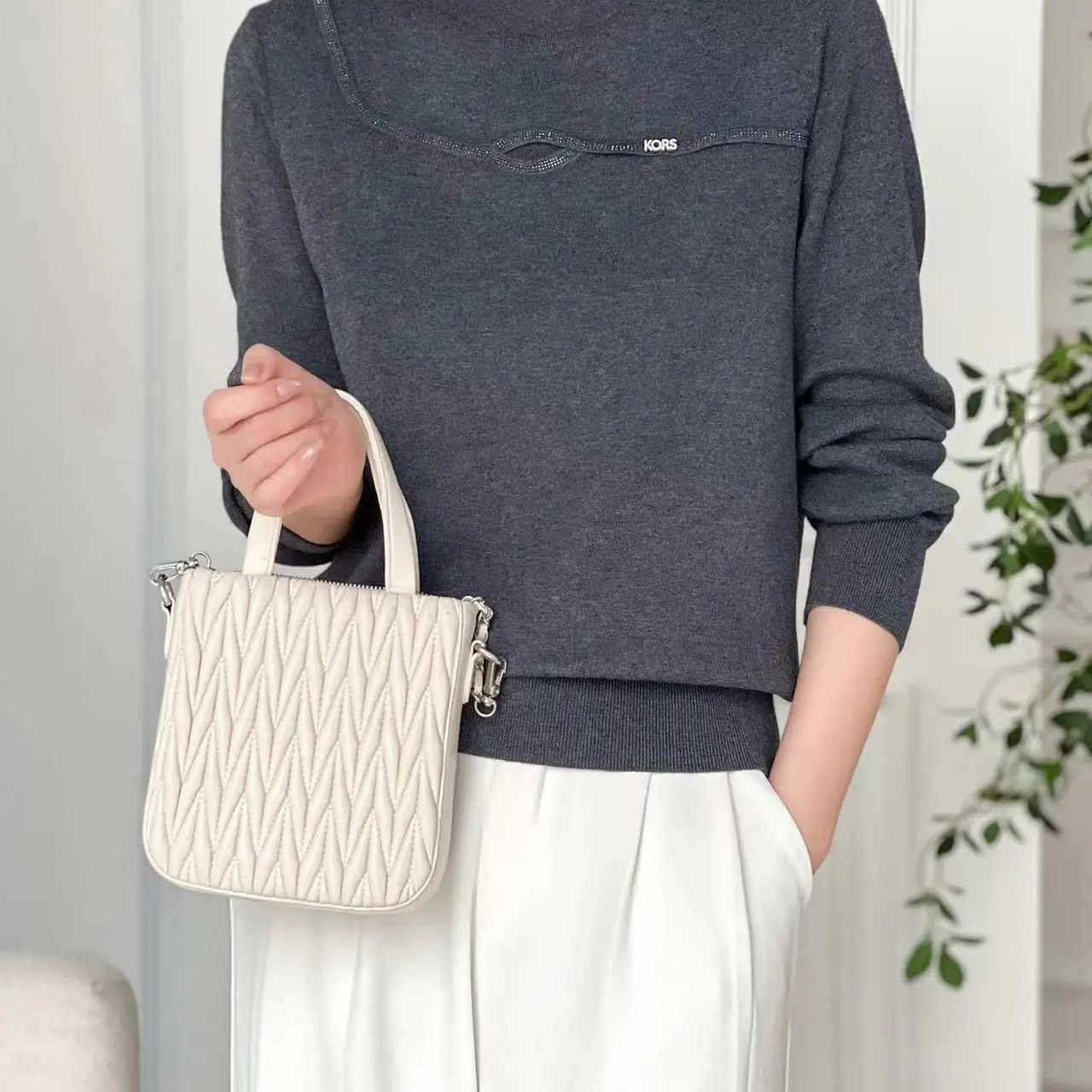 样样红（休闲高端打底衫）