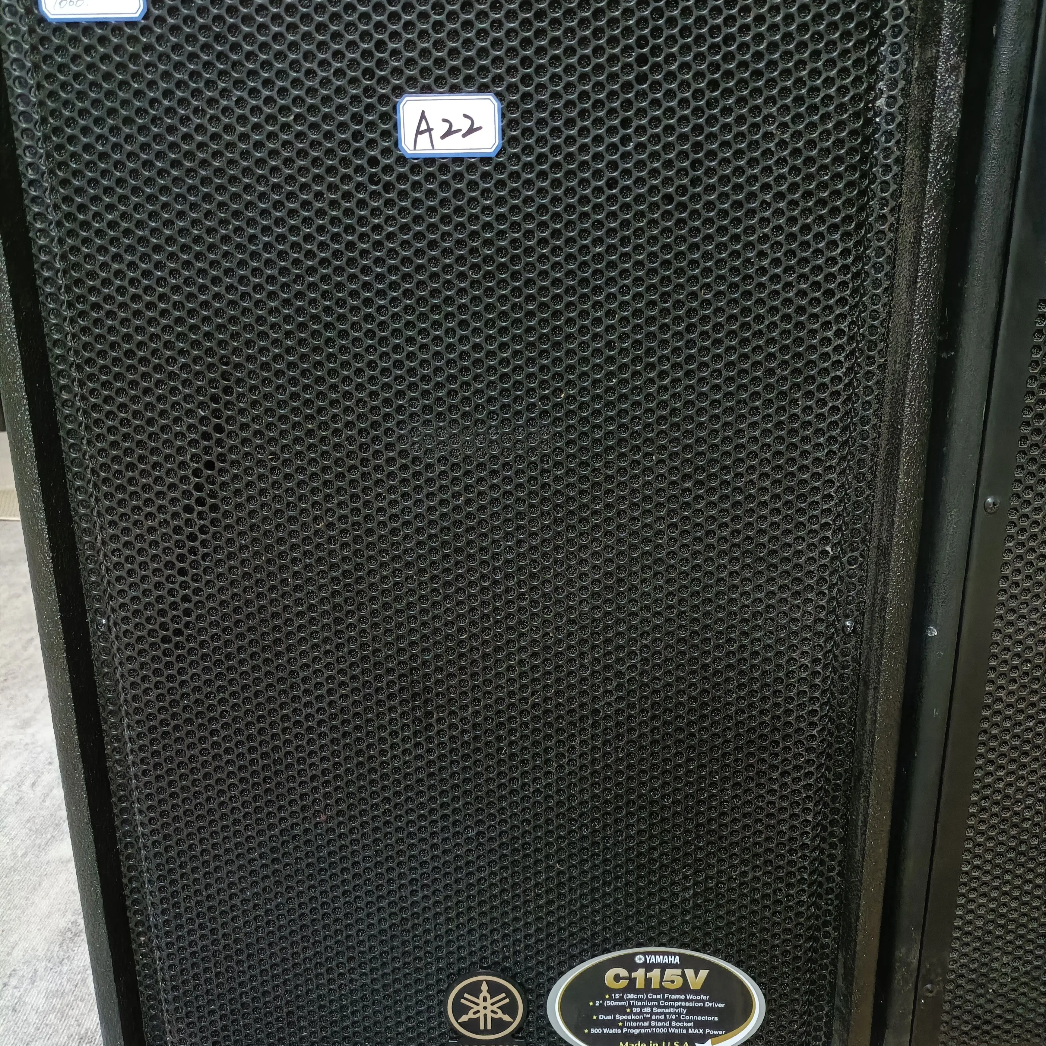 A22号专业音箱一个 十五寸二分频 运费自理