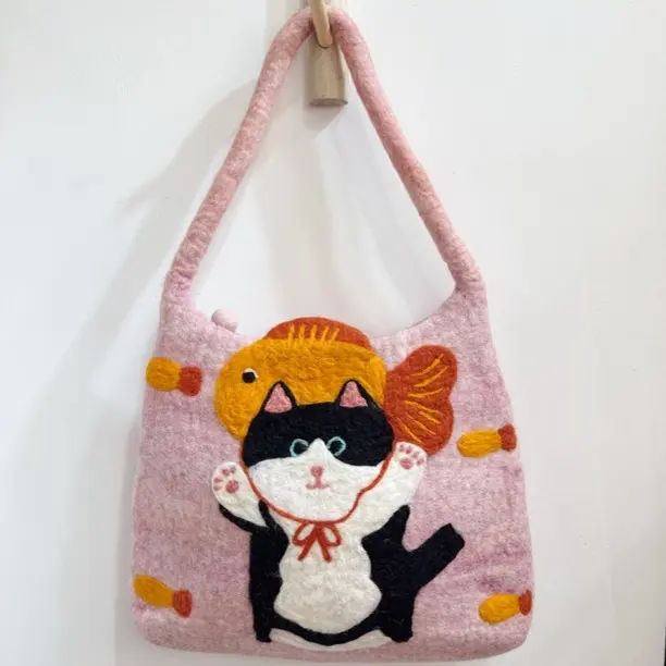 毡托特包可爱文艺纯手工原创时尚单肩手提通勤包包女