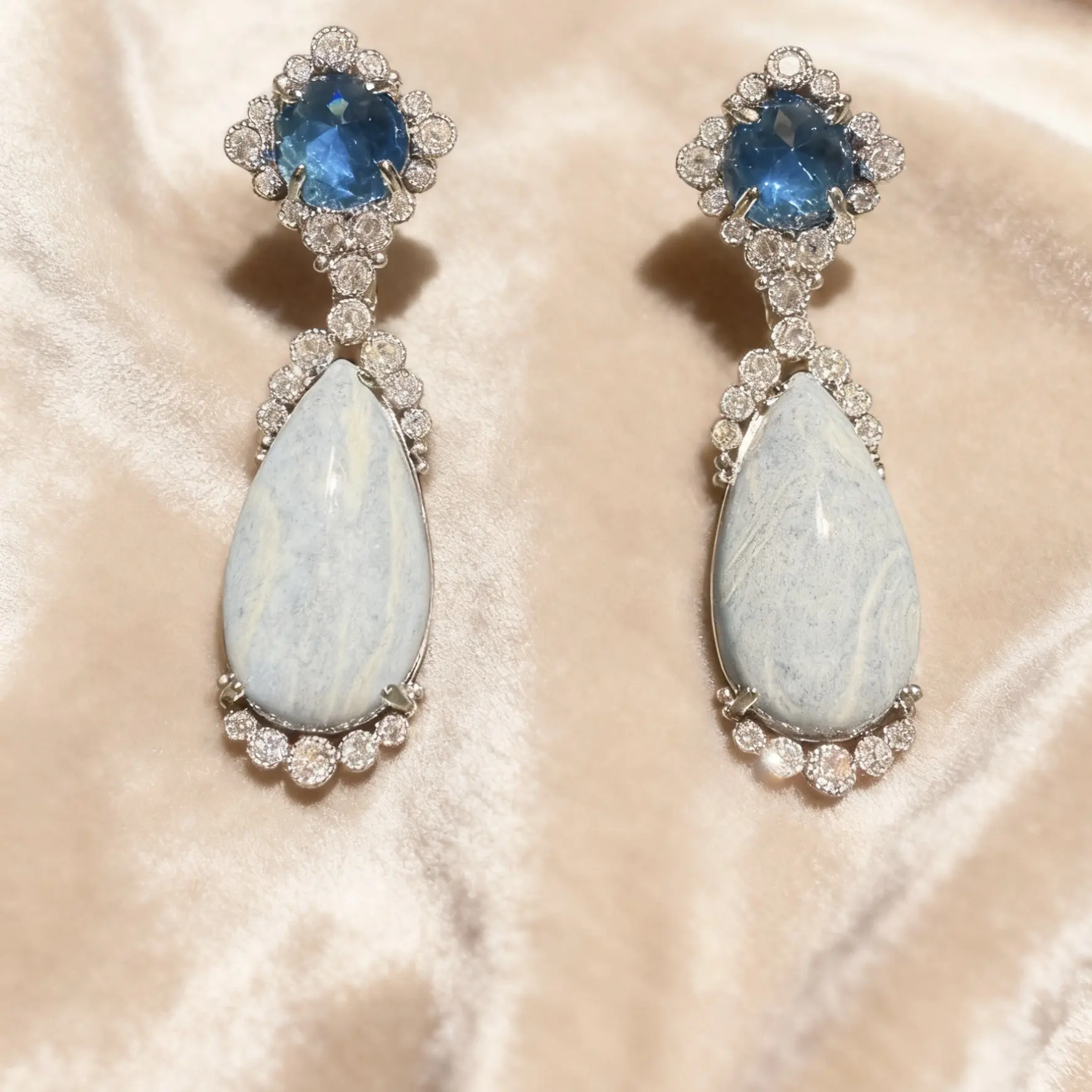 铜合金耳饰 铜合金耳饰 法式水滴耳环女轻奢高级感气质小众耳饰