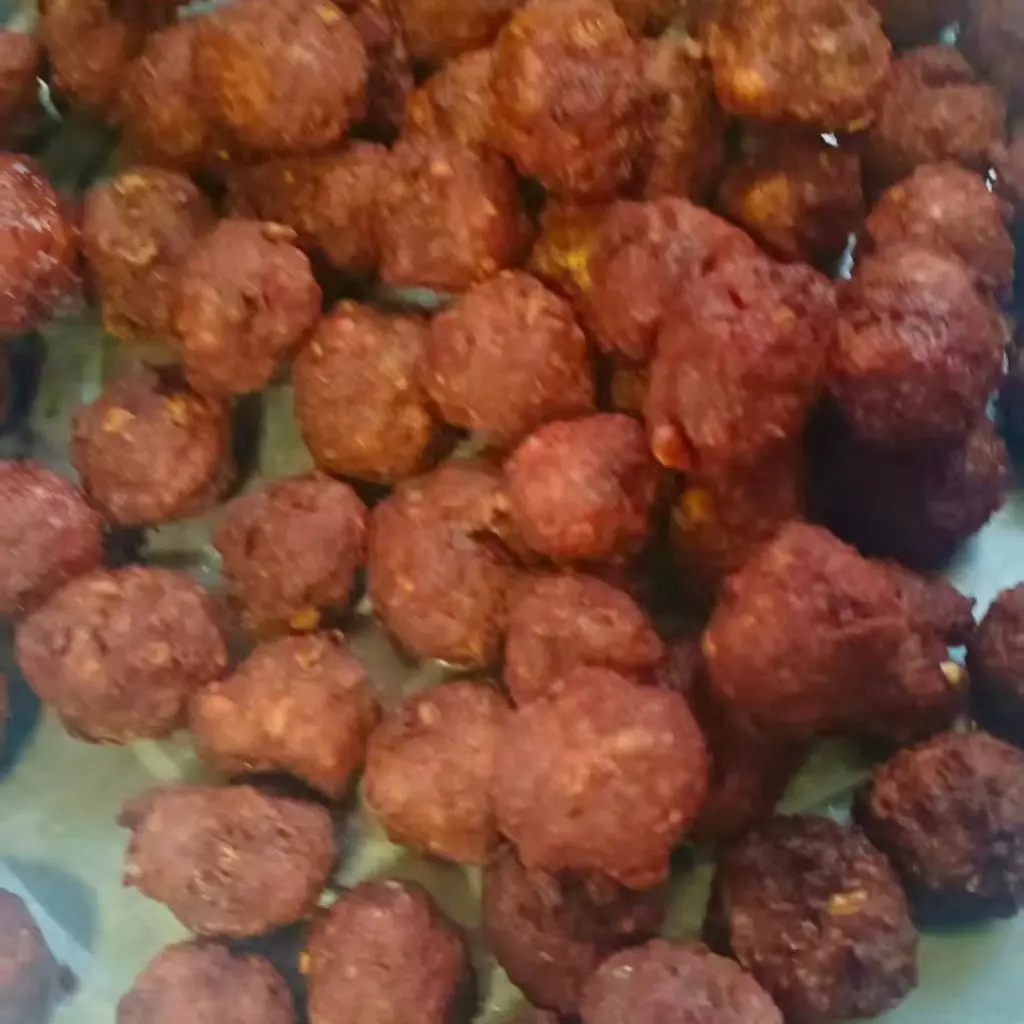 纯牛肉的手工丸子！纯葵花油现炸现卖，牛肉含量高达95％以上！