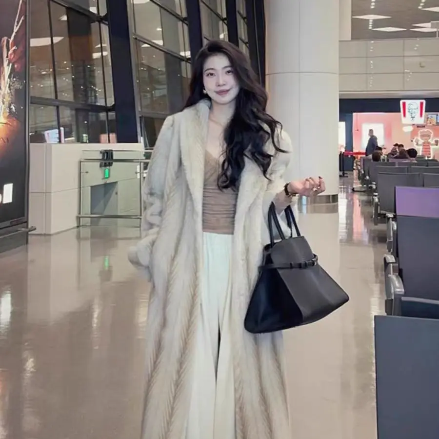 冬季新款复古简约轻奢毛毛长外套防风保暖