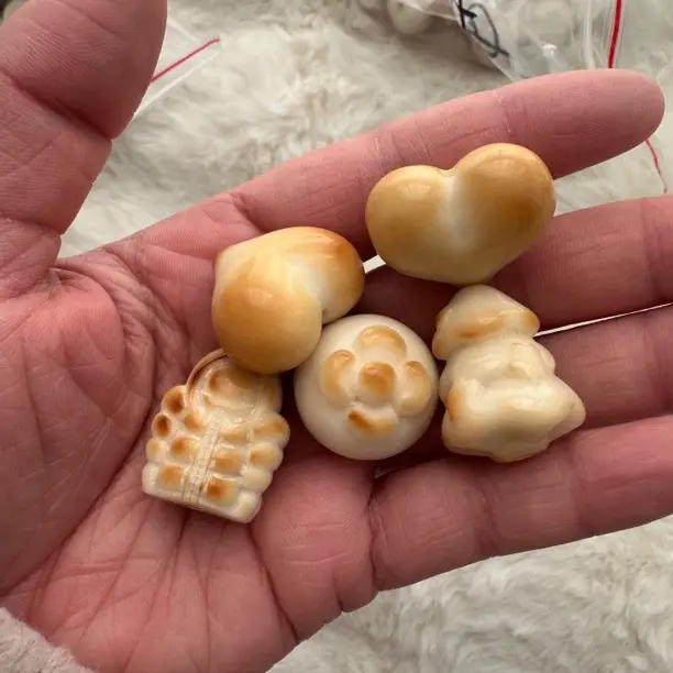 天然象牙果原核全品雕刻烤色包子爱心圣诞树可爱文玩DIY