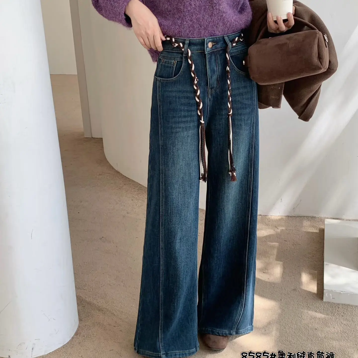 冬季加绒高腰阔腿牛仔裤女老钱风加厚保暖显瘦宽松直筒裤配腰带