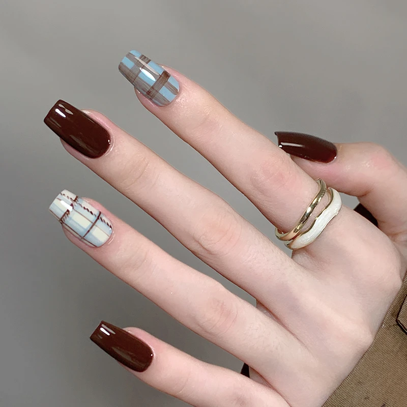 【菊籽老师推荐】秋冬显白摩卡棕浅米灰2025年新款流行色美甲店专用